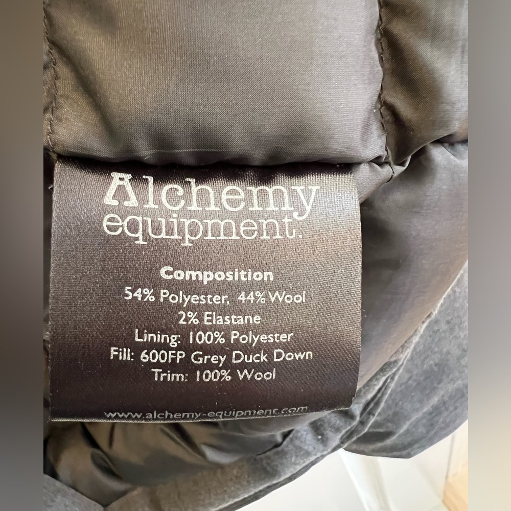 Alchemy Equipment AEM086 Performance Down City Jacket, Medium, Grey - Picture 4 of 6
